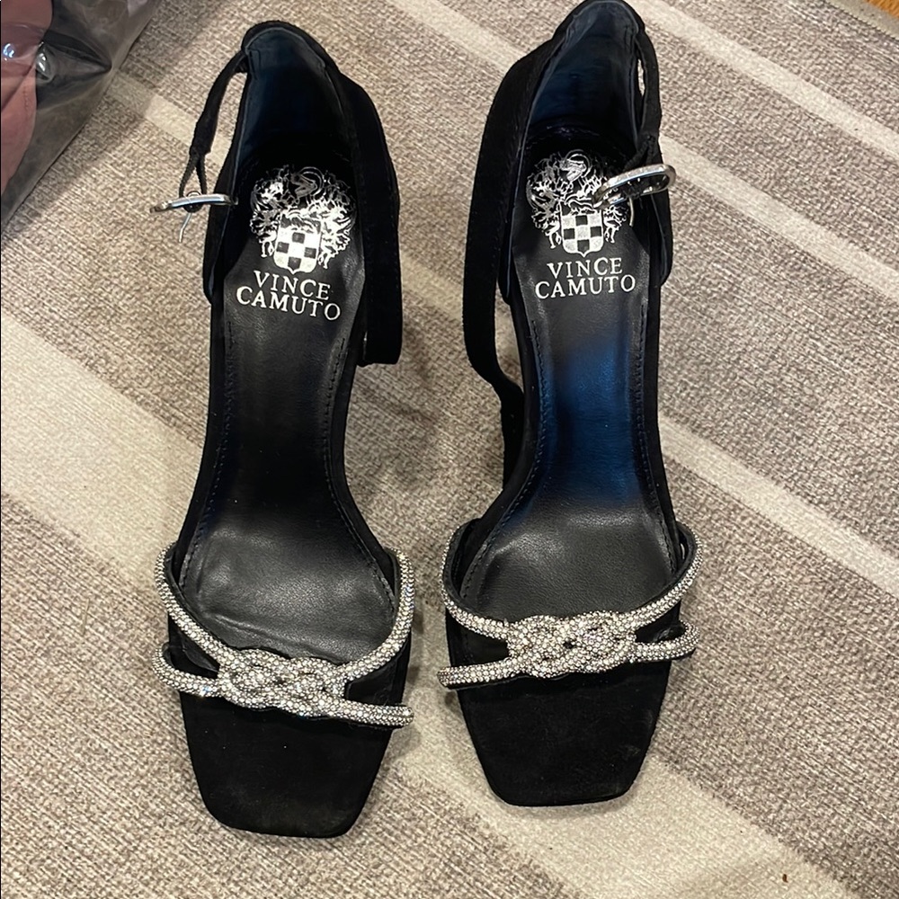 Vince Camuto Black and Silver Heels with Chain Detail